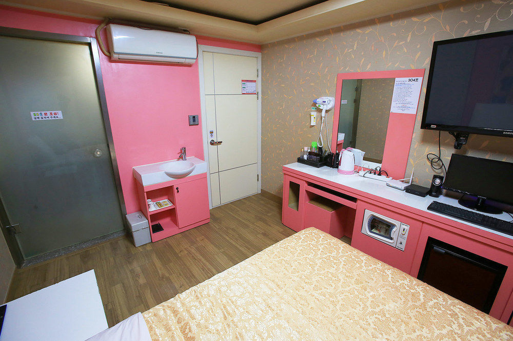 Real Boutique Hotel Seul Esterno foto